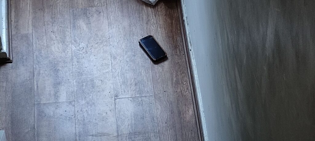 Dogee S59 Pro Phone At Bottom Of Stairs