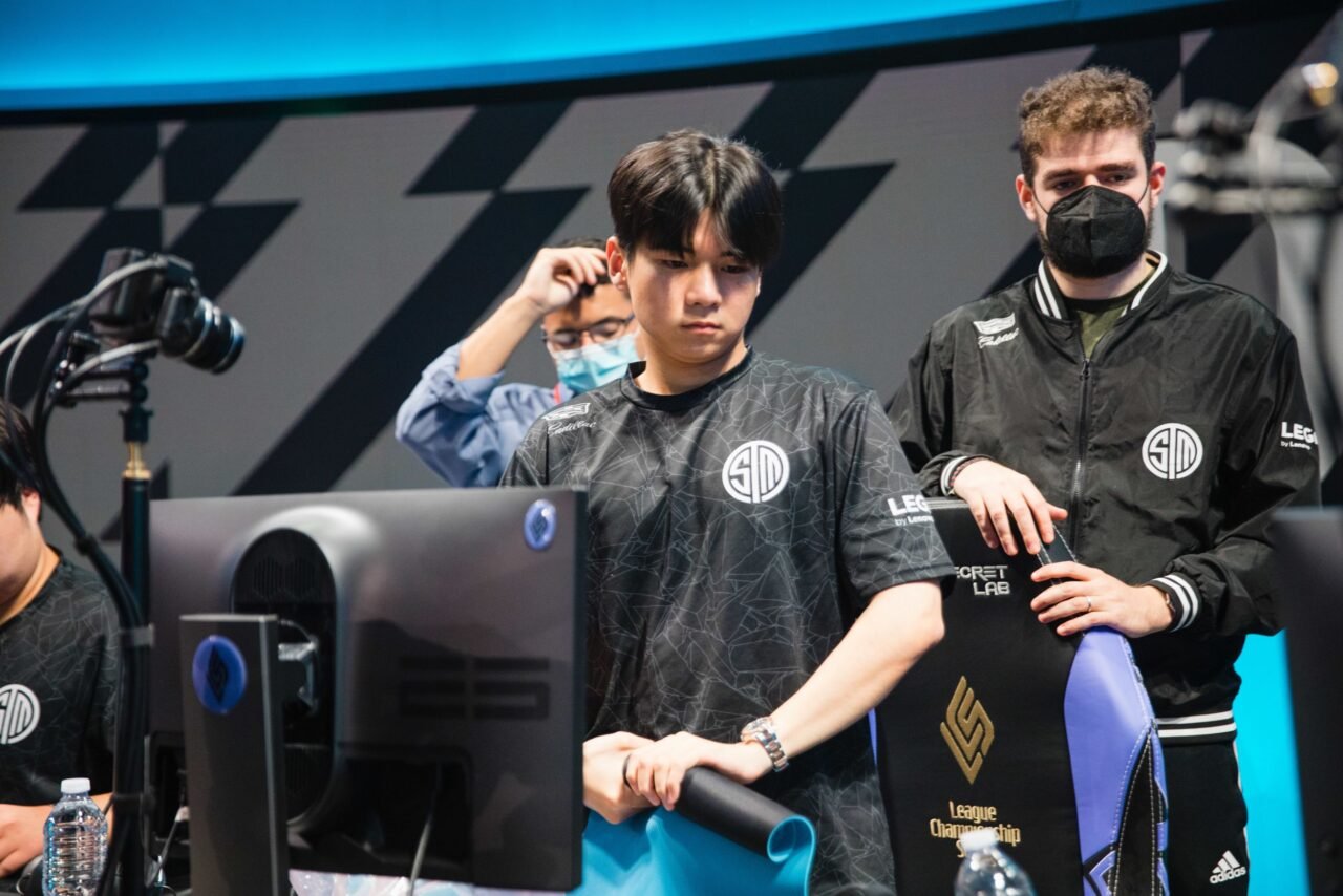 TSM Jungler Spica On Stage At The LCS Studio