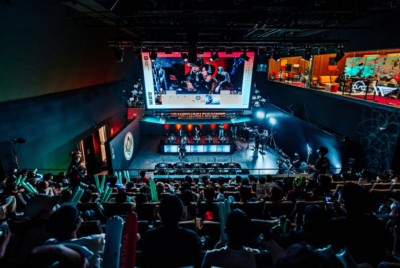 The Crowd Overlooking The Stage At MSI 2022.