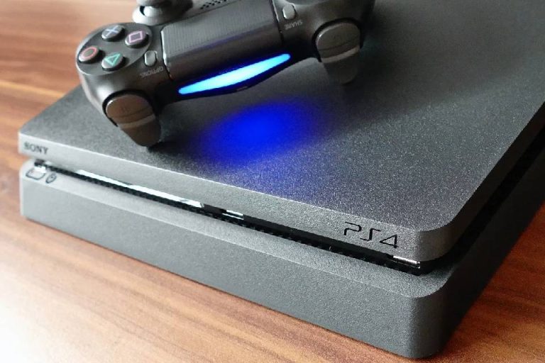 The PS4 life cycle is coming to an end in 2025