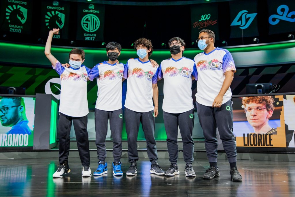 FlyQuest on stage during the 2022 LCS Summer Split
