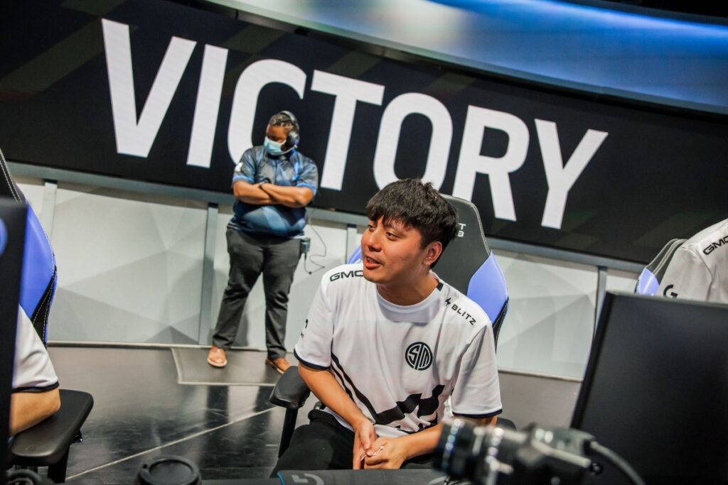 TSM Maple after winning on Thursday during the LCS Summer Playoffs