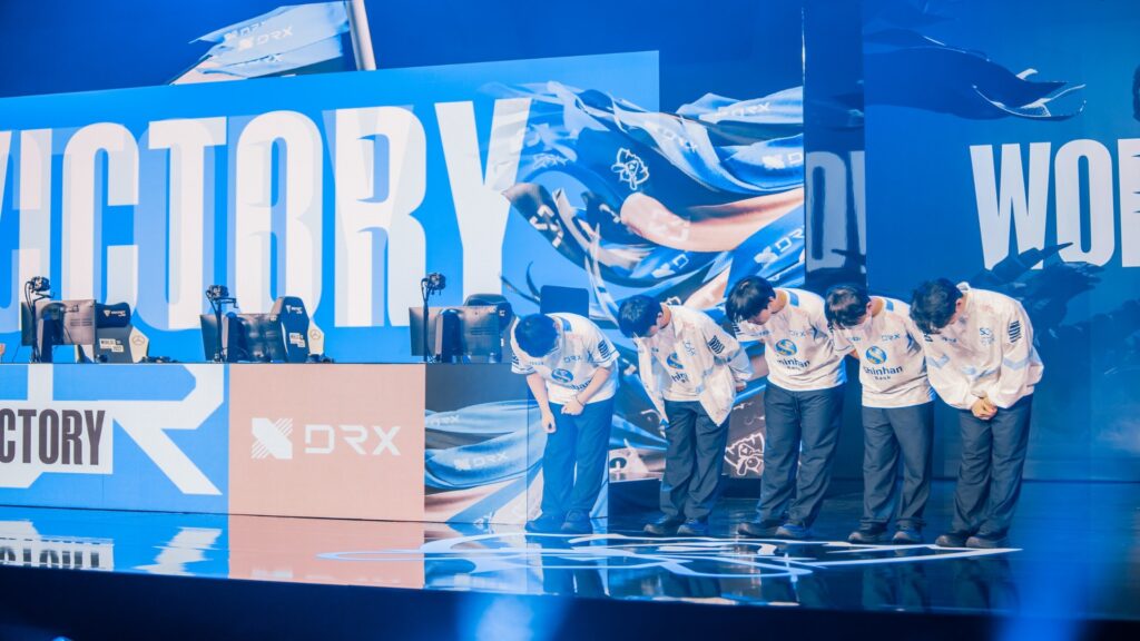 DRX take a bow after winning during Worlds Groups day seven