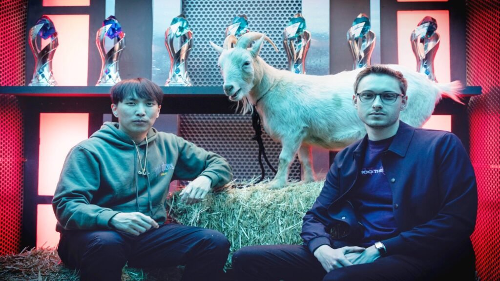 Bjergsen and Doublelift with a goat