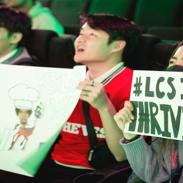 Fans cheering during the 2023 LCS Spring Split day two