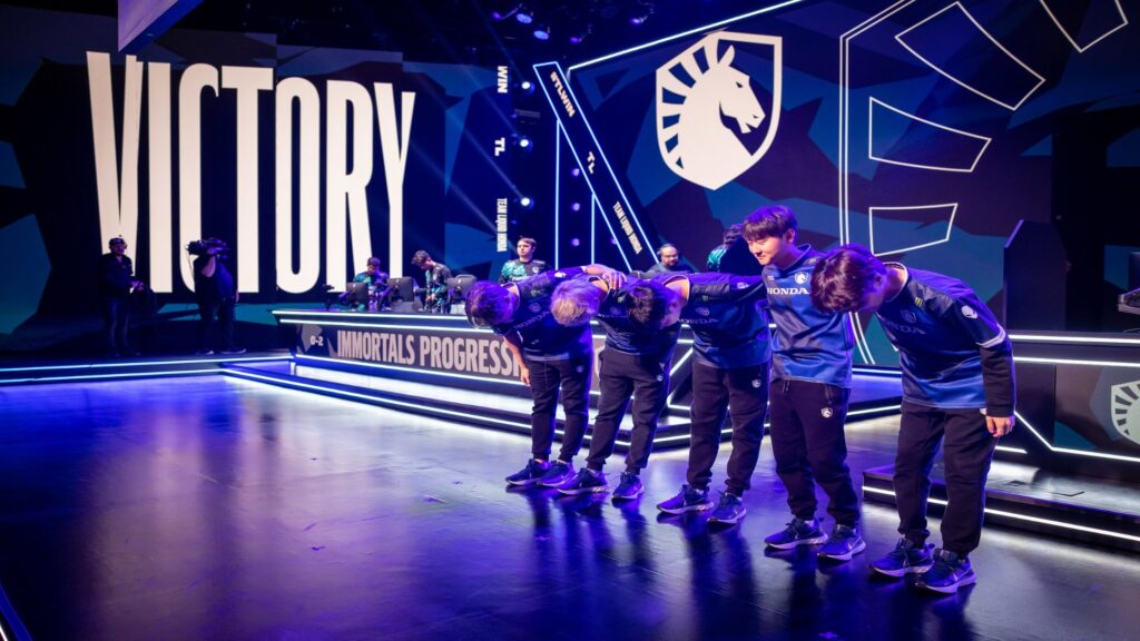 Team Liquid Honda bowing on-stage during the 2023 LCS Spring Split day three